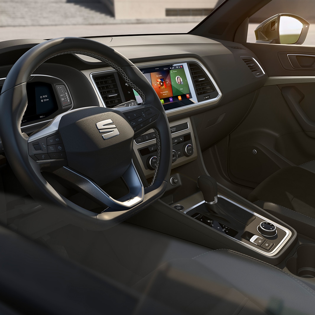 https://www.seat.eg/content/dam/public/seat-website/carworlds/new-ateca/design/grid-xperience-trim/seat-ateca-suv-detailed-view-of-dashboard.jpg