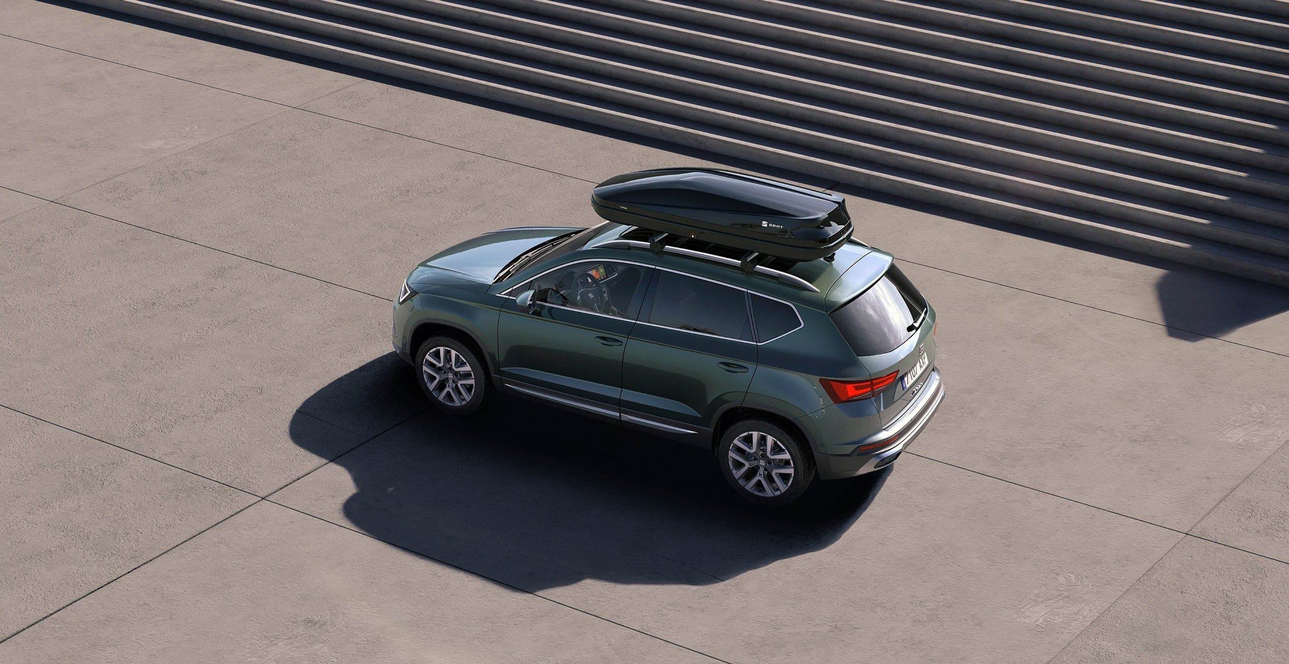 SEAT Ateca Xperience SUV with roof box accesory rear exterior view