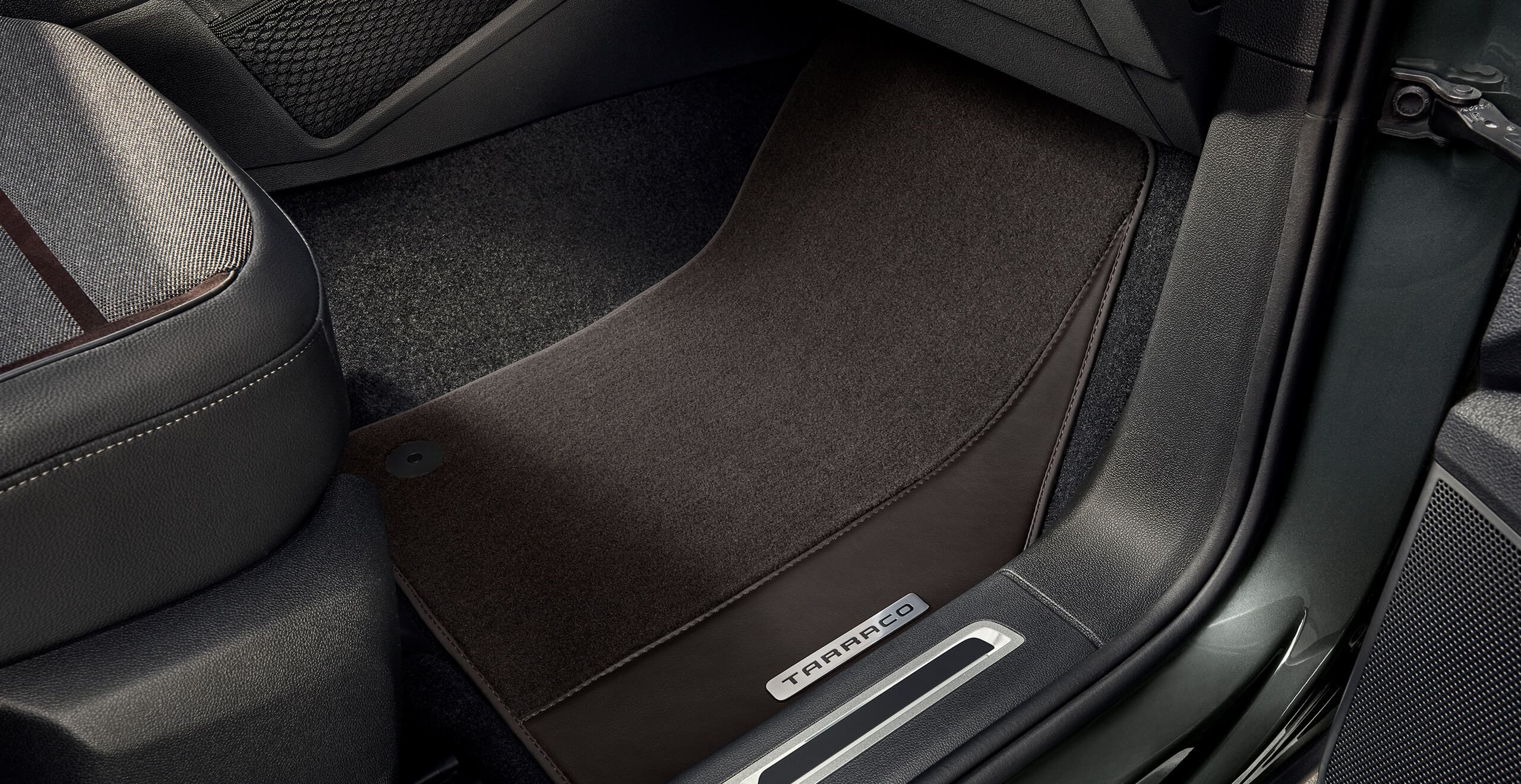 New SEAT Tarraco SUV 7 seater accessories premium floor mats