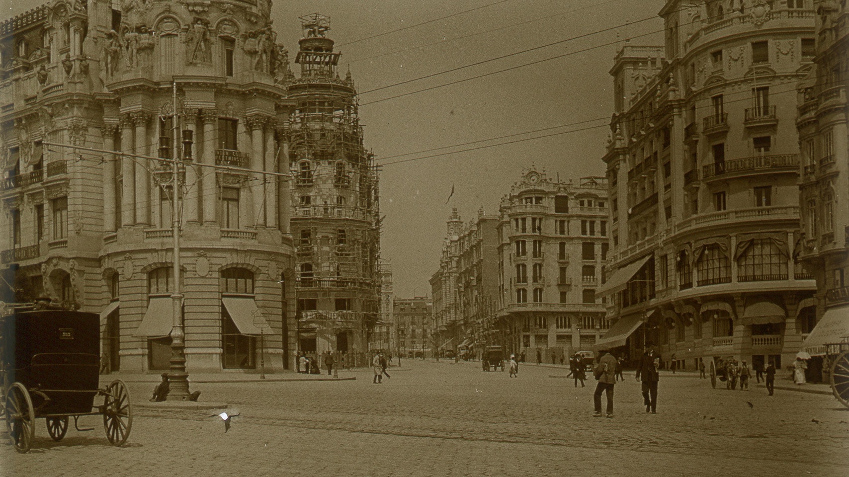 First paved road in Barcelona