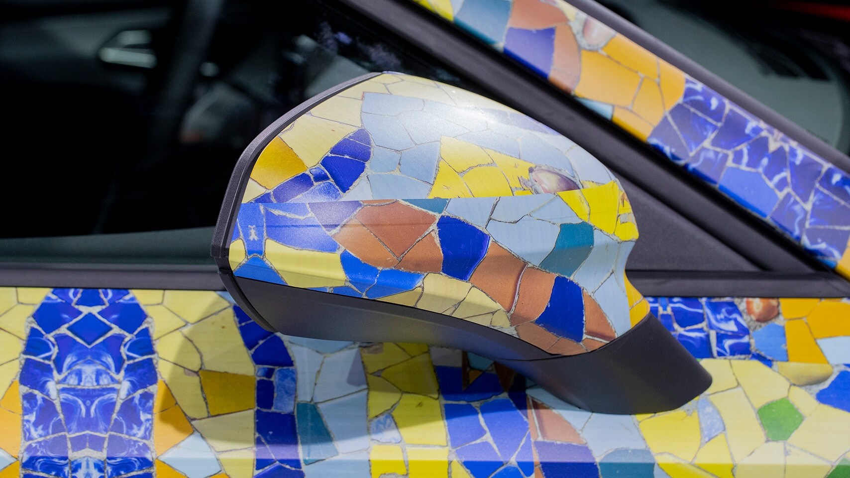 How new SEAT Leon was camouflaged