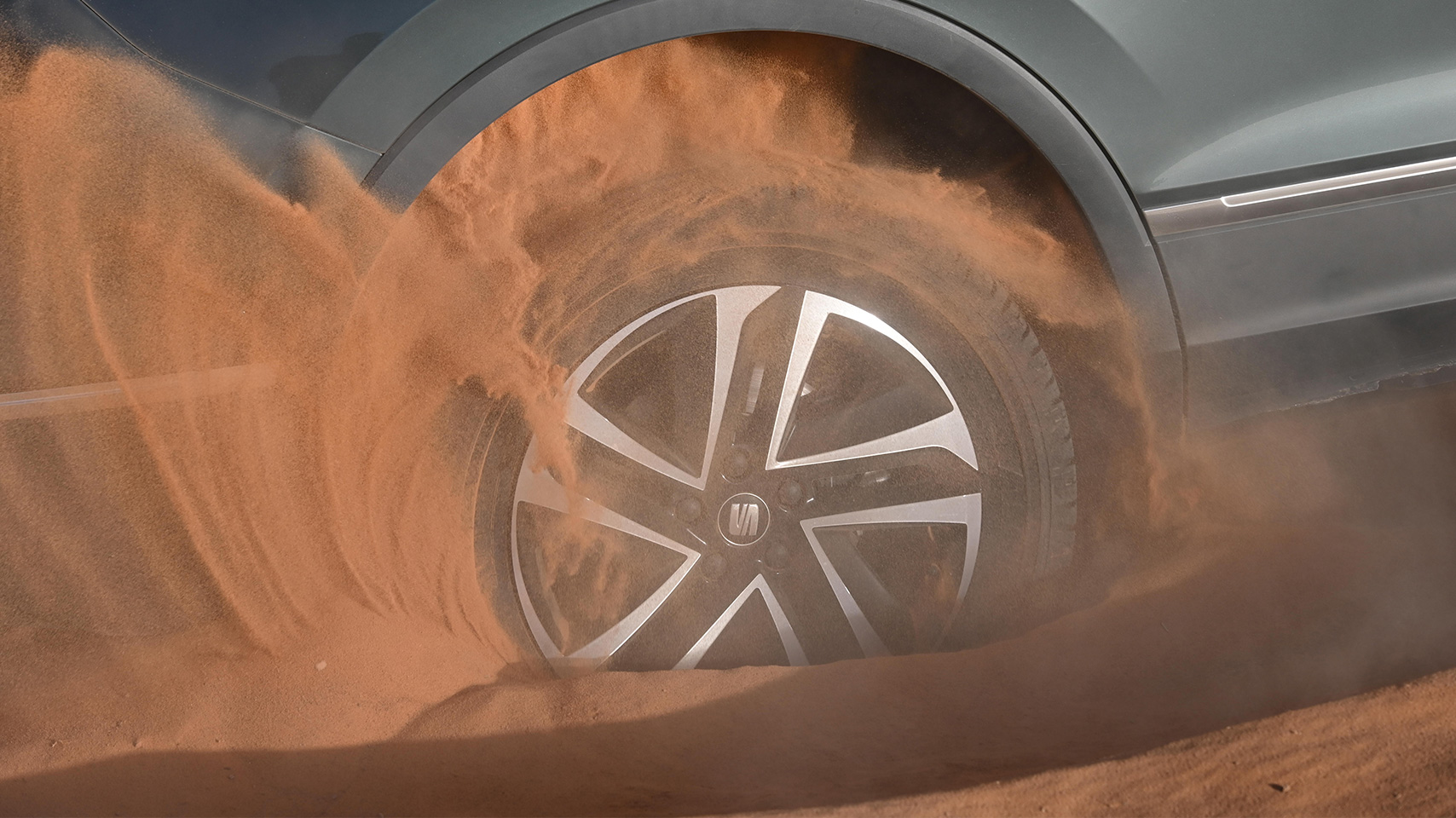 SEAT Tarraco wheel on the desert